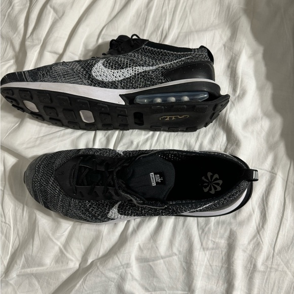 Nike Air Max Flyknit Racer PreOwned size 13​ - Picture 8 of 9